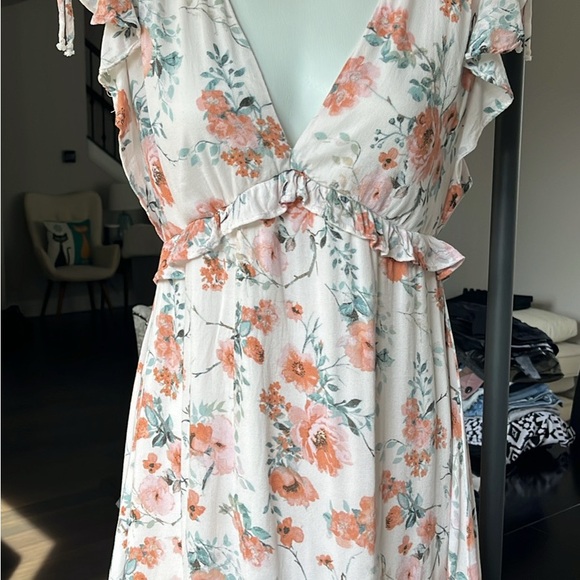 Xhilaration Floral Wrap Maxi Dress - Cream and Pink - Picture 1 of 3